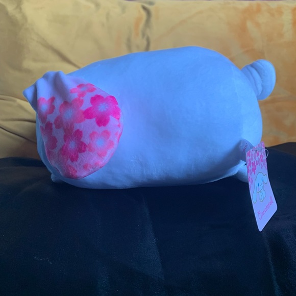 ❌SOLD❌Sanrio Cinnamoroll Sakura Plushie - Picture 2 of 3
